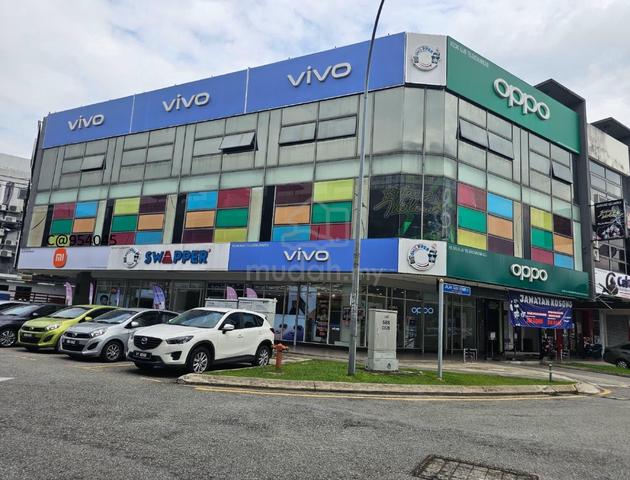 3 Storey Corner Shop, YTL The Trillium (Lakefields) Sg Besi For Sale 1