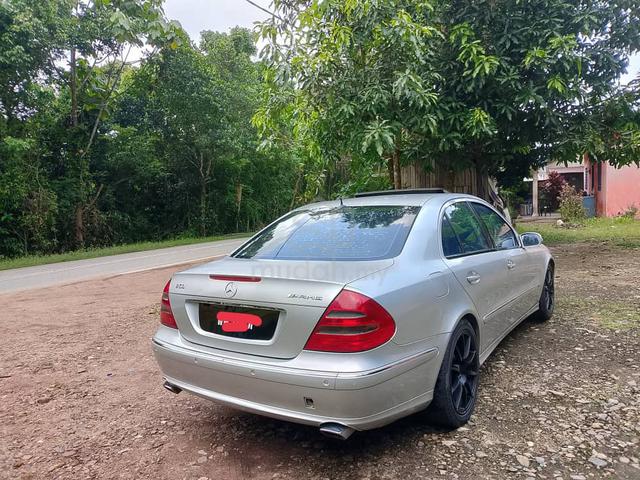 2002 Mercedes Benz/E240 2.6 W211 (A) - 2