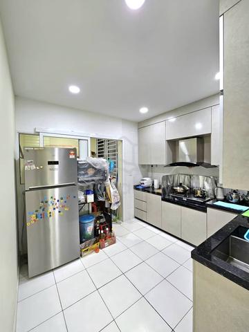 Sky Gardens Residences 4