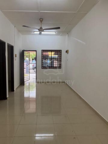 Tmn U Single Storey For Rent (Newly Paint) 1