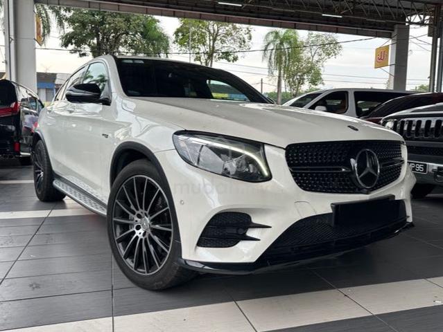 2017 Mercedes Benz GLC 43 AMG COUPE Well Maintain! - 1