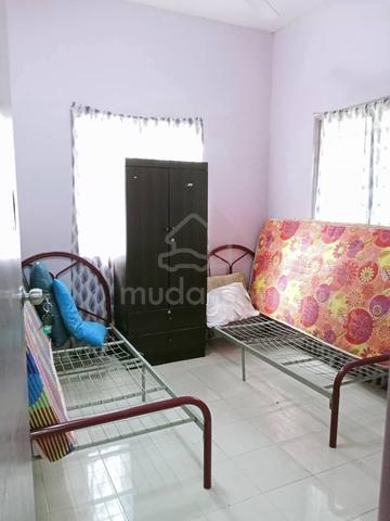 Bilik sewa kg gangsa durian tunggal 1