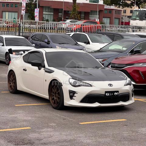 2018 Toyota 86 2.0 AUTOMATIC ZN6 FACELIFT (A) - 1