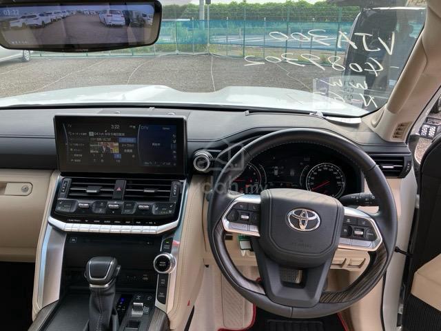 2023 Toyota LANDCRUISER 3.4 ZX FJA300W (A) - 4