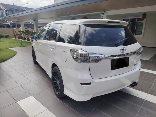 2012 Toyota WISH 1.8 S FACELIFT (A) - 4
