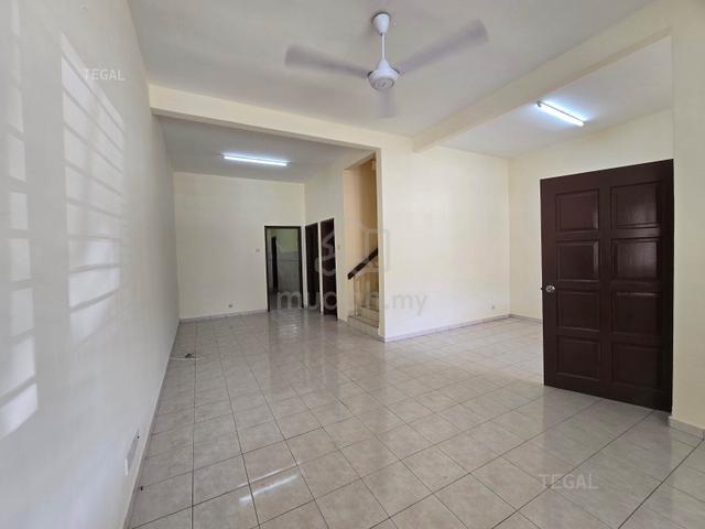 Newly Refurbished Extend Bandar Puteri 2 Sty Klang Gated Guarded 1