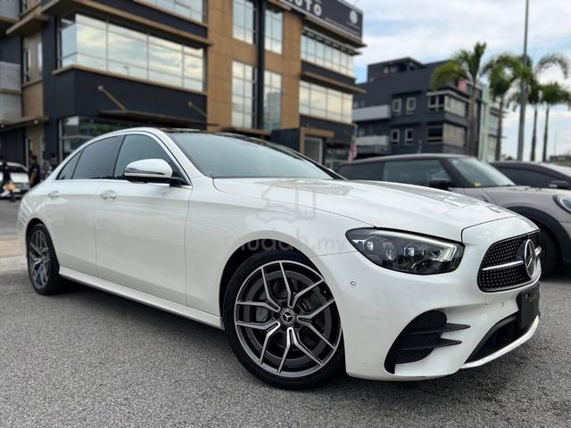 2022 Mercedes Benz E-200 Sedan AMG Line PANROOF - 1