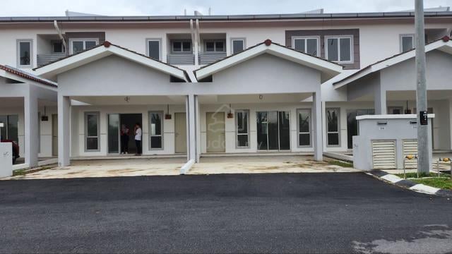 Dua Tingkat ❗️Kawasan Gated&Guarded❗️Rebate Rm30k❗️ 1