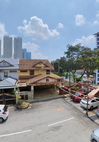 End Lot 2 Storey Terrace, Pantai Murni, Pantai Dalam, Kampung Kerinchi 1