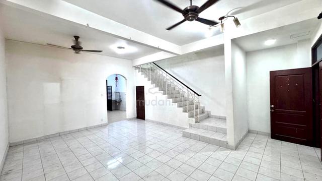 FULL LOAN Bandar Putra Kulai Jalan Merpati Double Storey For Sale 1