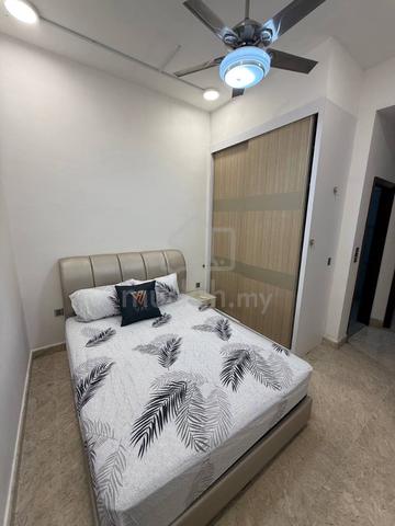 Paragon Suite Master Room for Rent 1