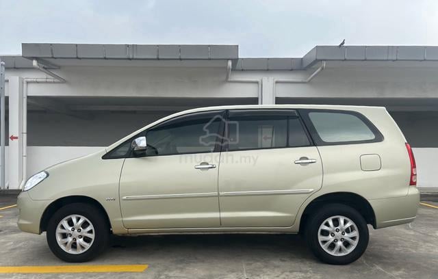 2006 Toyota INNOVA G (A) Bkt.Tinggi, Klang - 4