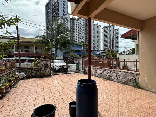NON BUMI LOT ⭐ Double Storey Jalan Genting Kelang Setapak 1