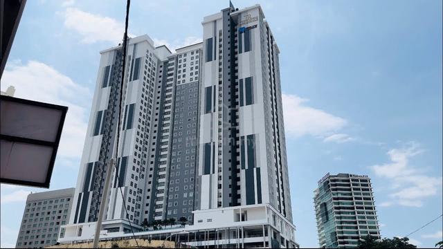 TR Residence 1