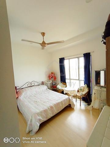 Master room for rent 1