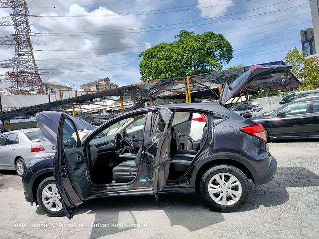 2015 HR-V 1.8 V (A) One Malay Lady, LED Day Light - 5