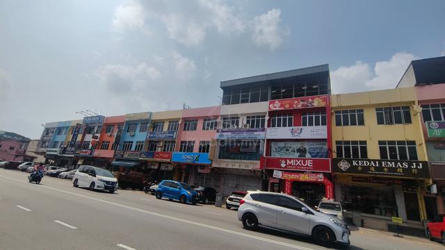Taman Masai, Jalan Besar Masai Johor 1