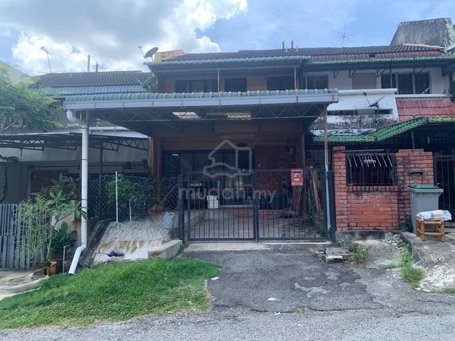 Double Storey Terrace, Jalan SG, Taman Sri Gombak, Gombak For Sale 1