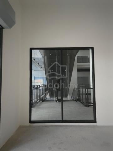 Strategically positioned next to MRT linked bridge @ Emerald 9 Cheras 1