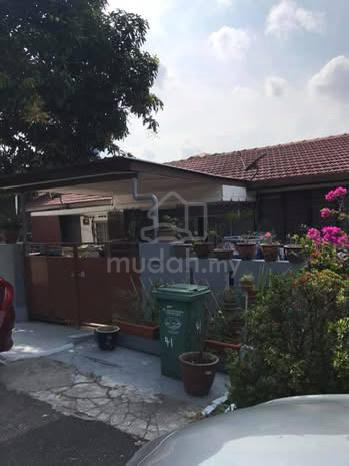 Taman Gembira 1.5 storey house for sale 1