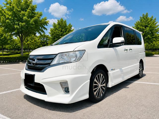 Murah 2014 SERENA 2.0 HIGHWAY STAR b/list lulus - 2