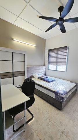 Room For Rent @ Puchong 1