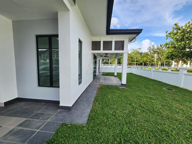 [Below Market I F.Loan I G&G] Corner lot 2 Sty Cradelton Eco Majestic, 1