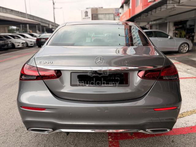 2021 Mercedes-Benz E300 AMG Line *Warranty 11/27 - 2