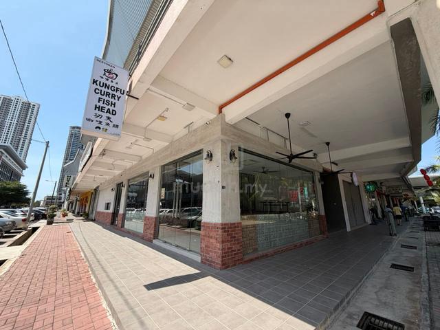 Very Crowded Business Area Ground Floor Shop Kota Syahbandar Laksamana 1