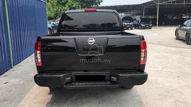 2010 Nissan NAVARA 2.5 CALIBRE (loan kedai) - 3