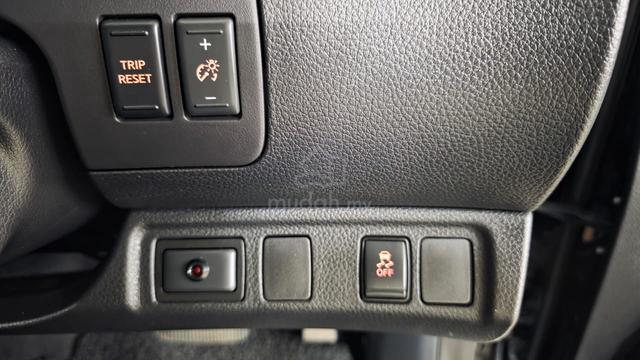 2022 Nissan NAVARA V 2.5L (A)DOUBLE CAB - 5