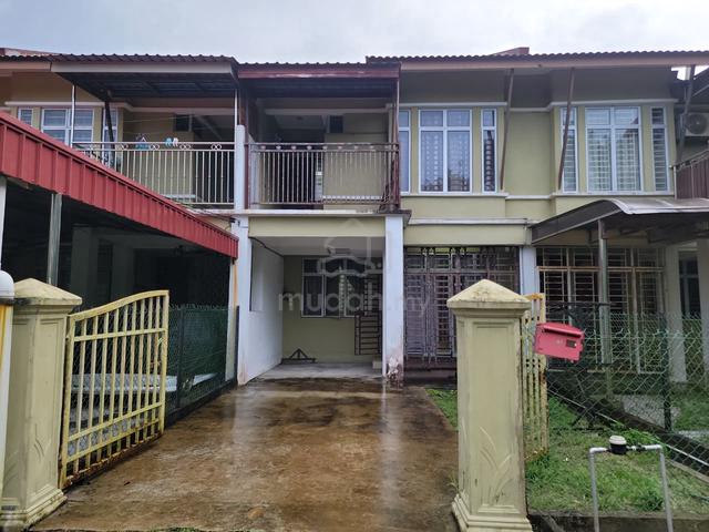 (Kok Lanas, Ketereh) Rumah Teres 2 Tkt di Taman Wadi Iman 2