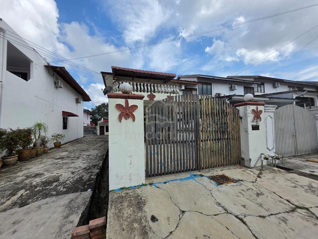 Jalan Anggerik 1/1x, Taman Anggerik (Kempas) 1