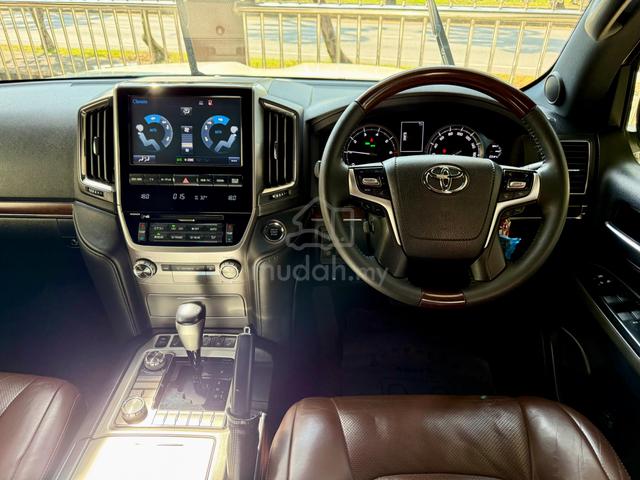 2015 Toyota Land Cruiser ZX 4.6 (A) FULLY LOADED - 5