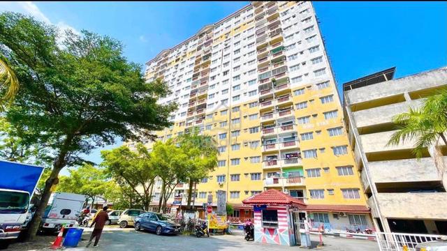 Laksamana Puri Condominium 1