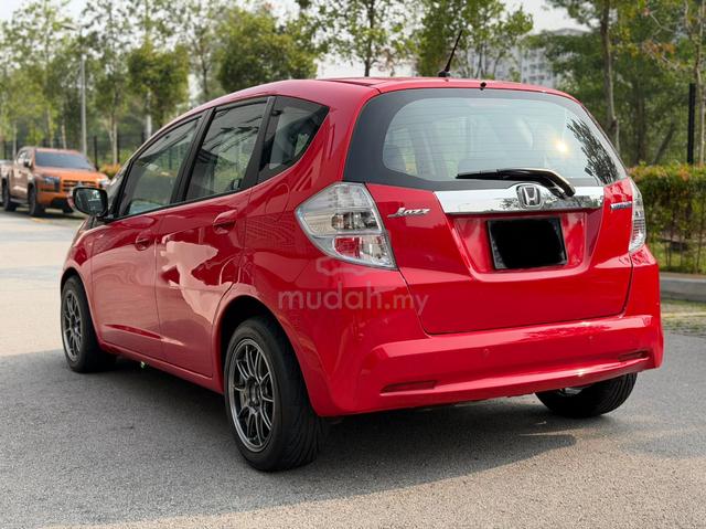 Honda Jazz Hybrid 1.3 Auto Full Spec - 5