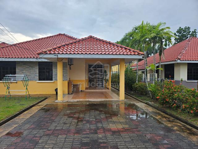 Banglo Golf Resort Kuala Terengganu 1