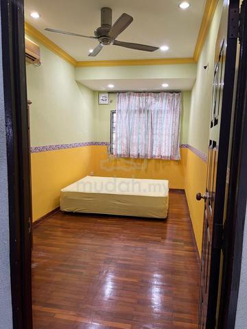 4 rooms and living room for rent 1