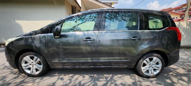 2011 Peugeot 5008 1.6 THP (A) - 4