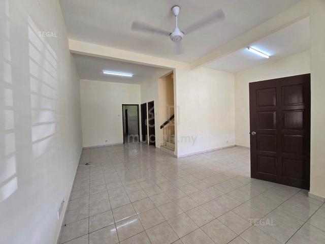Bandar Puteri Klang 2 Storey Freehold 4R3B 20x75 Kitchen Extended 1