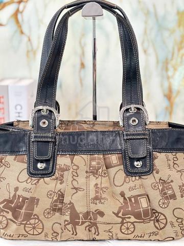 Carousel Image