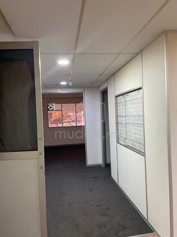 Office 1st Floor Jalan Beserah 2