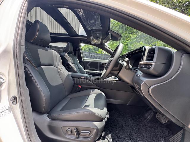 2025 Toyota CROWN SPORT 2.5 Z (A) LOW MILEAGE - 2
