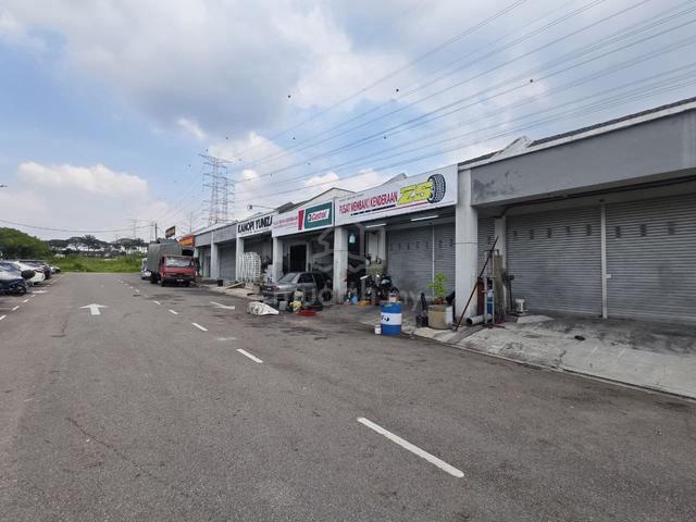 Taman Pulai Flora Single Storey Shop lot Full loan Utama Universiti 1