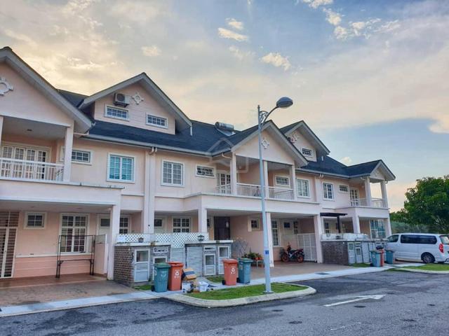 2.5 Storey New Hampshire (End Lot), Precinct 18 Putrajaya 1