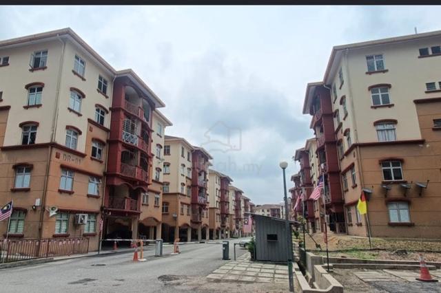 Apartment Damai Ria 1