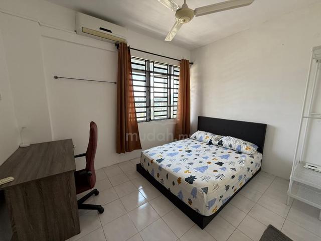 Desa Bayan Apartment 1