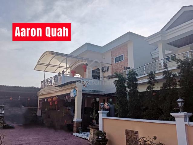2 Storey Semi D Freehold Renovated Well Maintained @ Batu Maung 1
