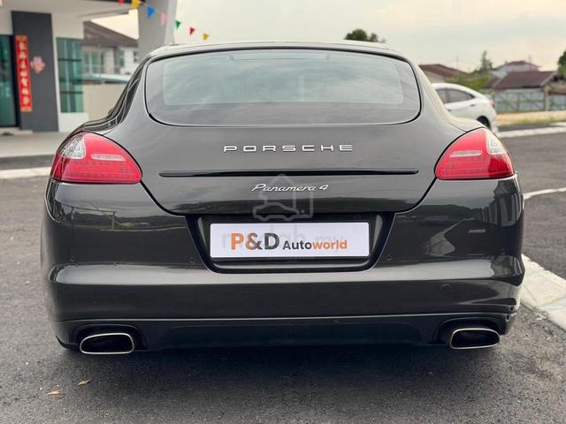2011 Porsche PANAMERA 3.6 4 970 (A) - 5