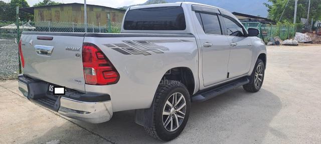 2017 Toyota Hilux  REVO  2.8G (A) - 4